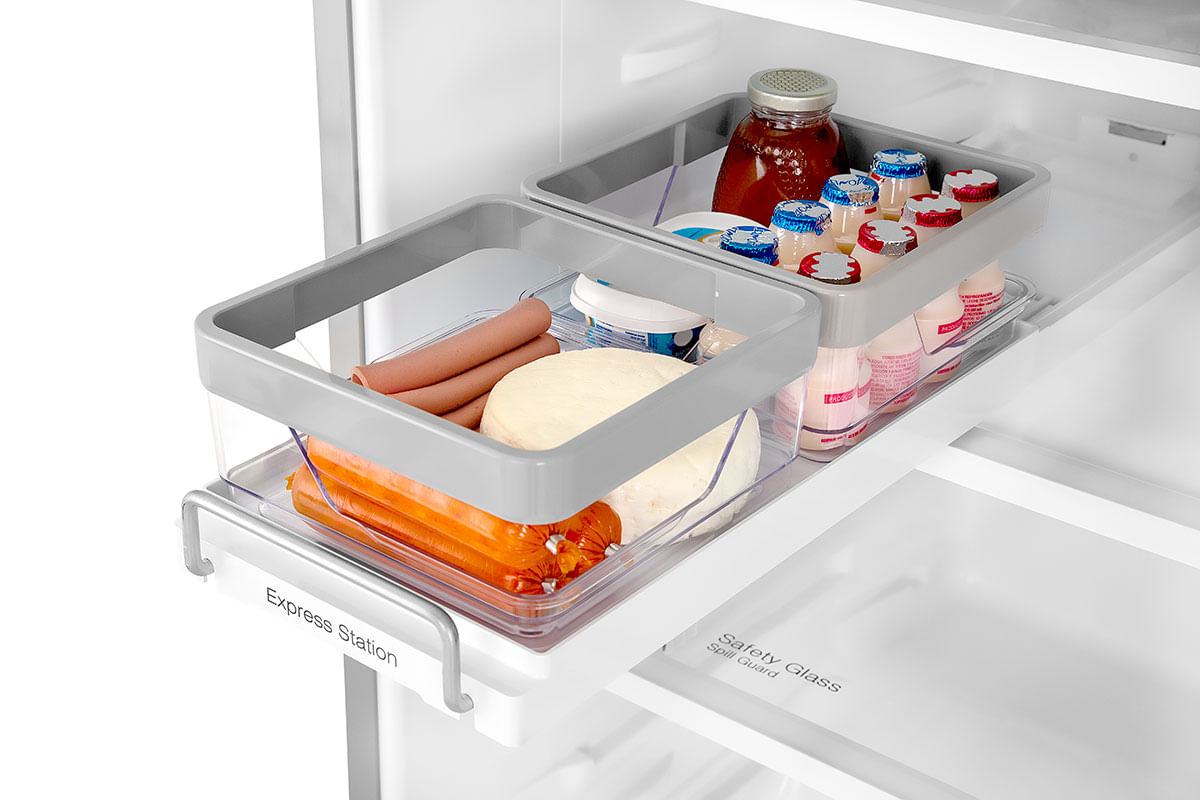 Espacios inteligentes para lo que más utilizas. Se desmonta  fácilmente para que puedas llevarlo directo a la mesa y compartir con toda la familia.  